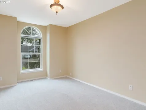 2545 N Main Street Newberg OR 97132
