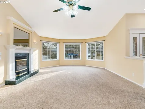 2545 N Main Street Newberg OR 97132