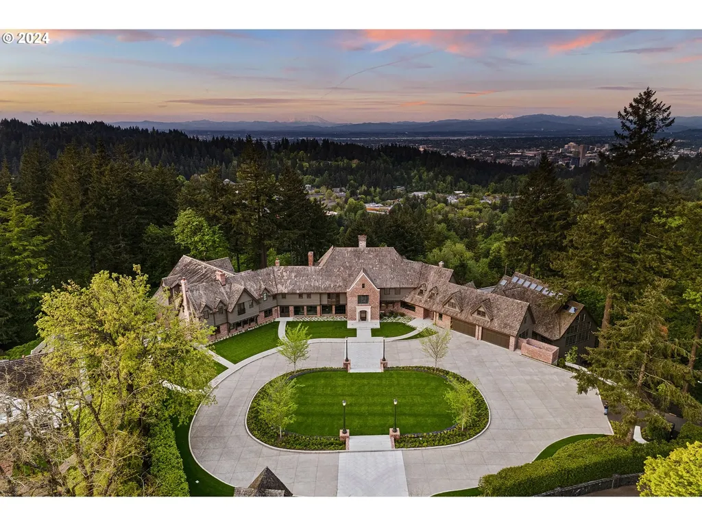 4311 SW Greenleaf Drive Portland OR 97221