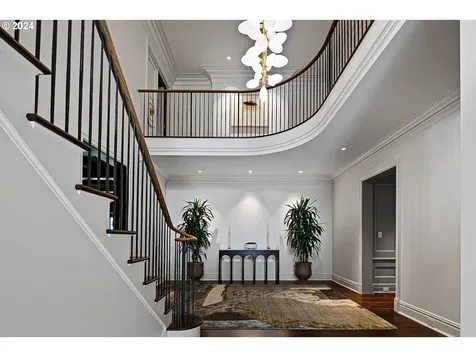 4311 SW Greenleaf Drive Portland OR 97221