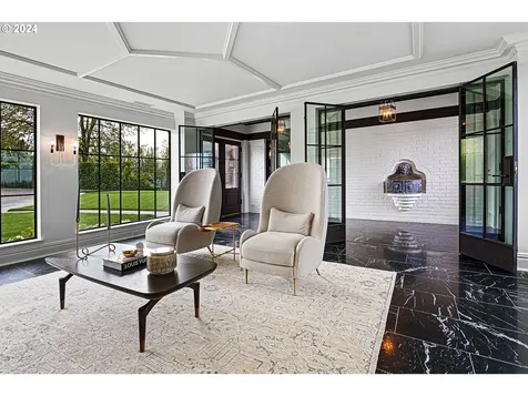 4311 SW Greenleaf Drive Portland OR 97221