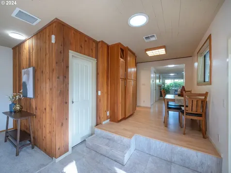 3596 Western Drive Eugene OR 97401