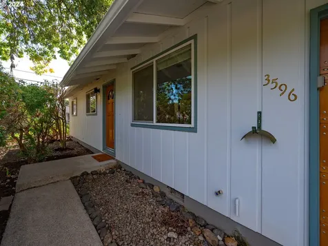 3596 Western Drive Eugene OR 97401