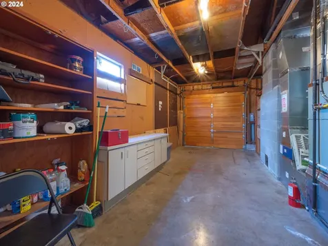 3596 Western Drive Eugene OR 97401