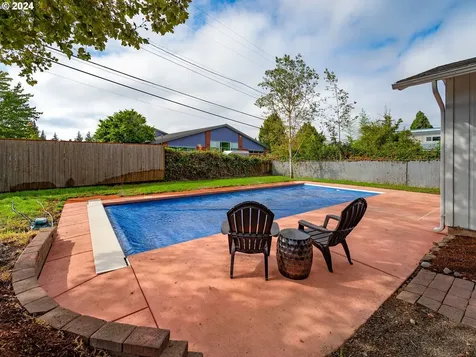 3596 Western Drive Eugene OR 97401
