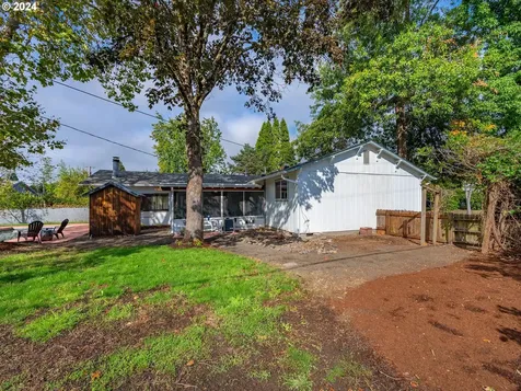 3596 Western Drive Eugene OR 97401