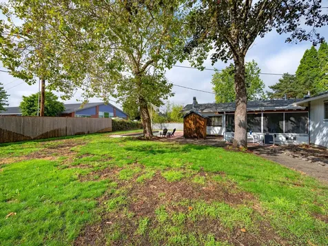 3596 Western Drive Eugene OR 97401