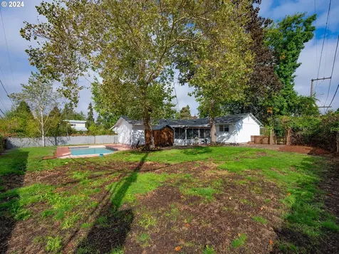 3596 Western Drive Eugene OR 97401