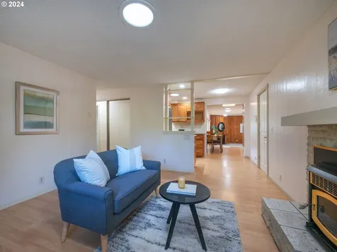 3596 Western Drive Eugene OR 97401
