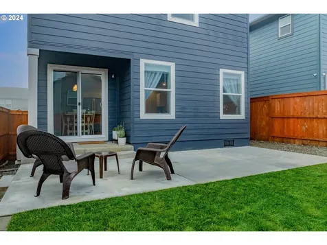 2936 N 3rd Way Ridgefield WA 98642