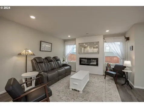 2936 N 3rd Way Ridgefield WA 98642