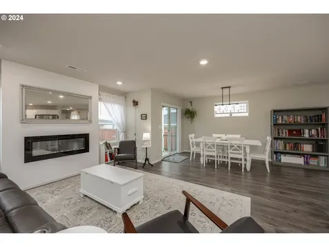 2936 N 3rd Way Ridgefield WA 98642