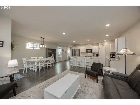 2936 N 3rd Way Ridgefield WA 98642