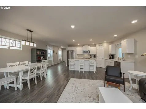 2936 N 3rd Way Ridgefield WA 98642