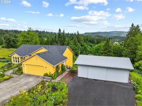 516 N Maple Hill Road Kelso WA 98626