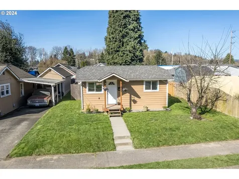 815 N Kelso Avenue Kelso WA 98626