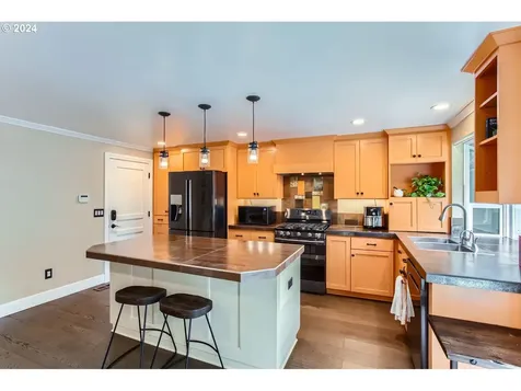 8 Britten Court Lake Oswego OR 97035