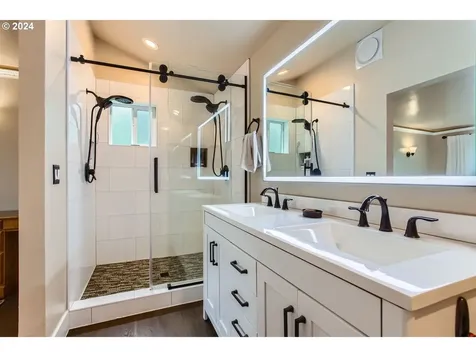 8 Britten Court Lake Oswego OR 97035