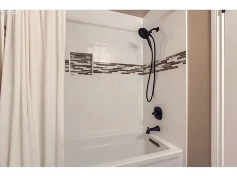 8 Britten Court Lake Oswego OR 97035