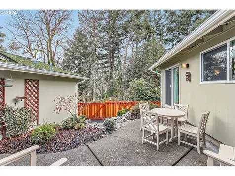8 Britten Court Lake Oswego OR 97035