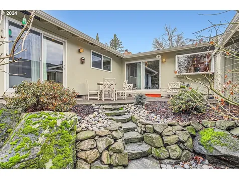8 Britten Court Lake Oswego OR 97035