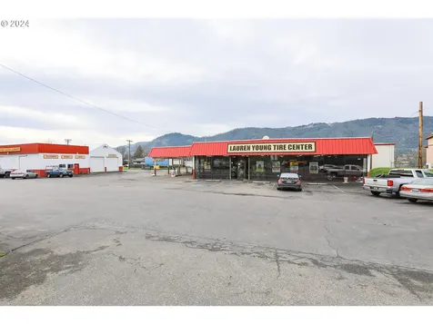 133 S Old Pacific Highway Myrtle Creek OR 97457