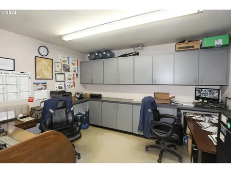 133 S Old Pacific Highway Myrtle Creek OR 97457