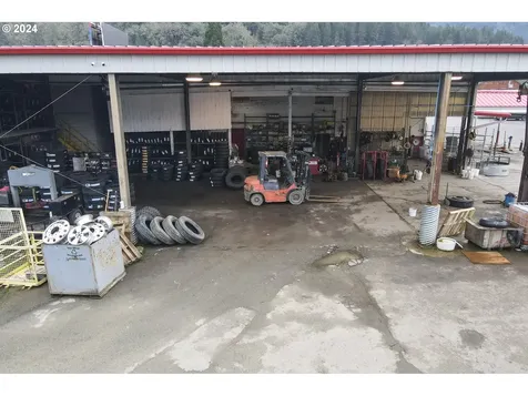 133 S Old Pacific Highway Myrtle Creek OR 97457