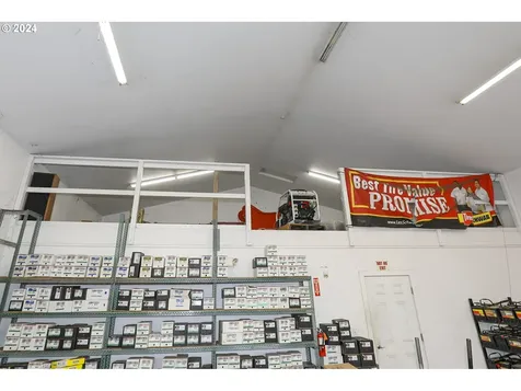 133 S Old Pacific Highway Myrtle Creek OR 97457