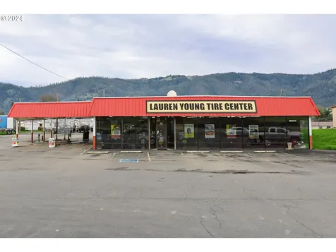 133 S Old Pacific Highway Myrtle Creek OR 97457