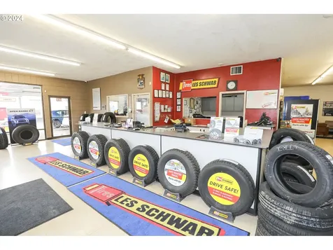 133 S Old Pacific Highway Myrtle Creek OR 97457