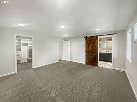 14501 Ames Street Oregon City OR 97045