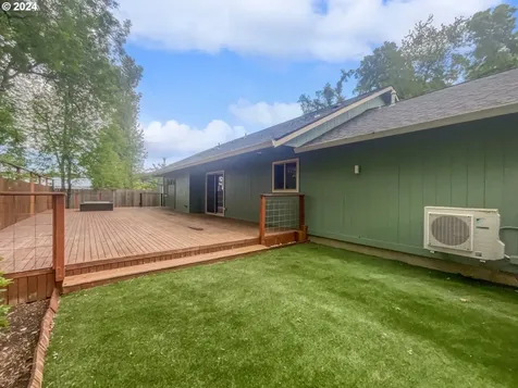 14501 Ames Street Oregon City OR 97045