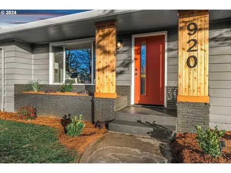 920 SE 84th Avenue Portland OR 97216