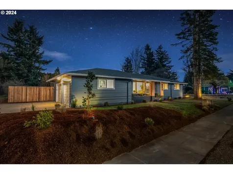 920 SE 84th Avenue Portland OR 97216