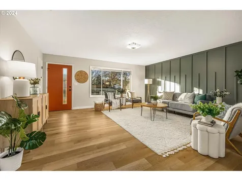 920 SE 84th Avenue Portland OR 97216