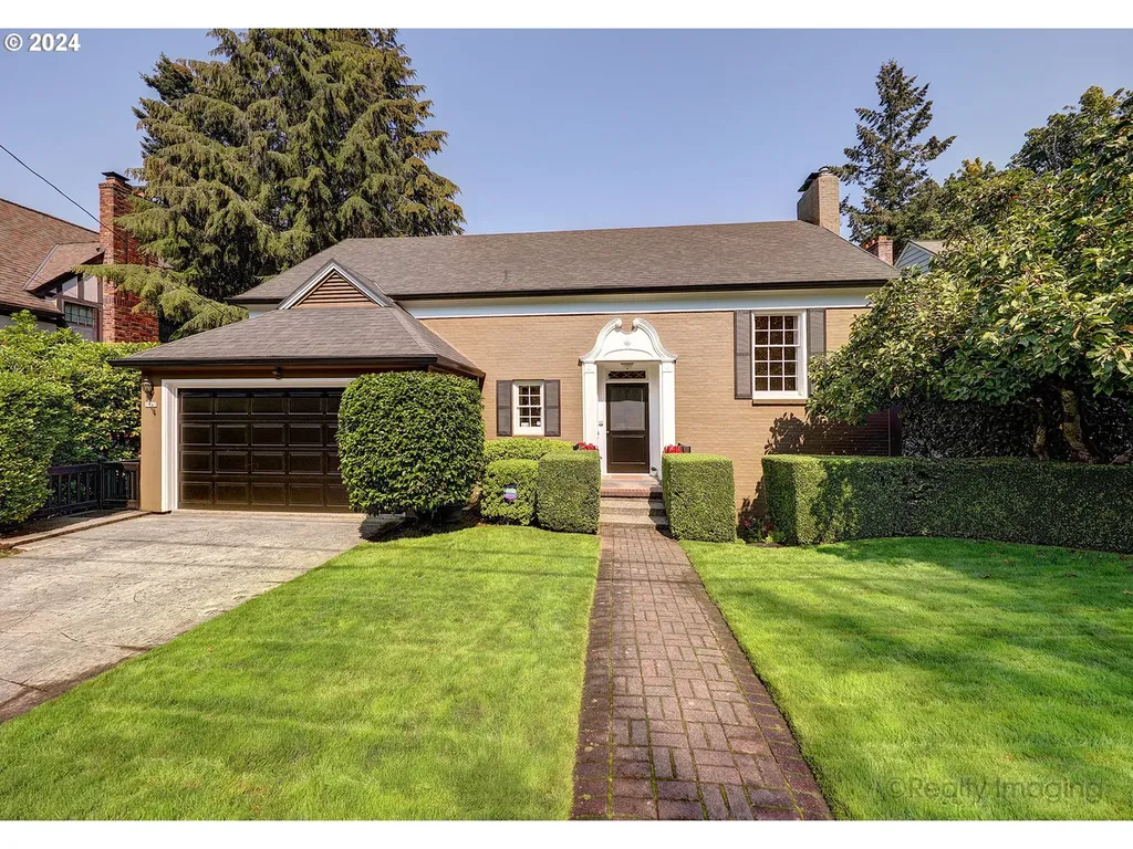 3045 NW Cumberland Road Portland OR 97210