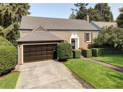 3045 NW Cumberland Road Portland OR 97210
