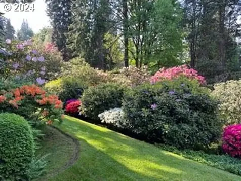 3045 NW Cumberland Road Portland OR 97210