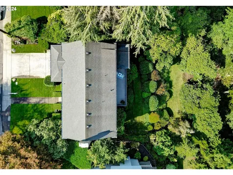 3045 NW Cumberland Road Portland OR 97210
