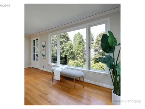 3045 NW Cumberland Road Portland OR 97210