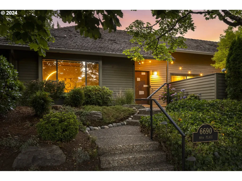 6690 Sw 88th Place Portland OR 97223