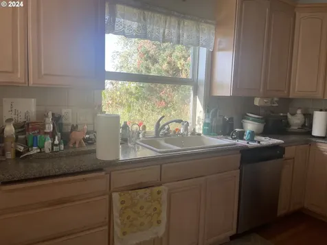 730 S A Street Washougal WA 98671