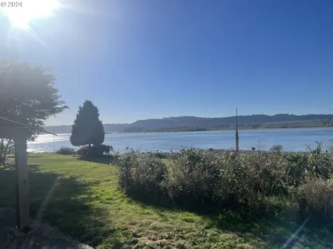 730 S A Street Washougal WA 98671