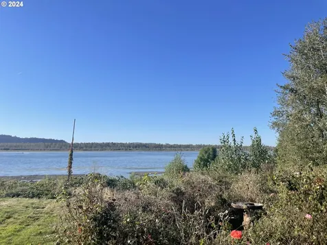 730 S A Street Washougal WA 98671