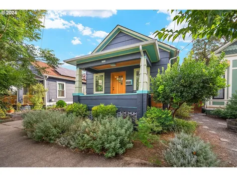 4064 Ne Mallory Avenue Portland OR 97212