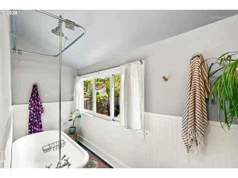 4064 Ne Mallory Avenue Portland OR 97212