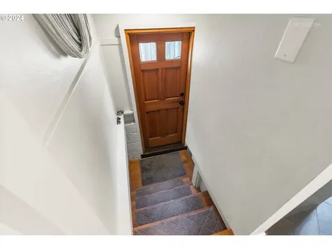 4064 Ne Mallory Avenue Portland OR 97212
