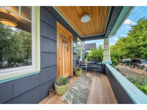 4064 Ne Mallory Avenue Portland OR 97212