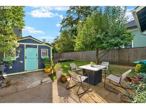 4064 Ne Mallory Avenue Portland OR 97212